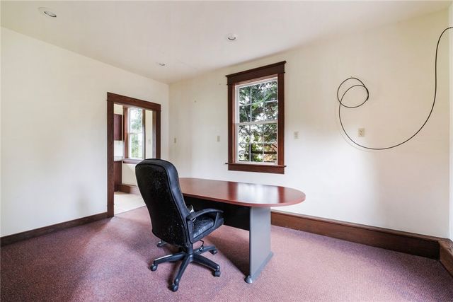 1946 State Route 208, Pulaski Twp - Law, PA 16143