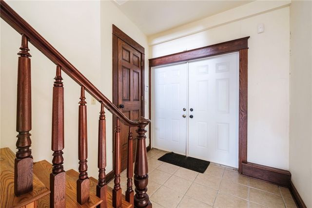 1946 State Route 208, Pulaski Twp - Law, PA 16143