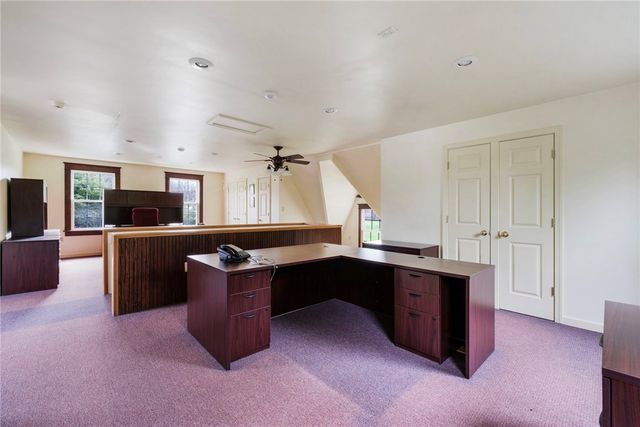 1946 State Route 208, Pulaski Twp - Law, PA 16143