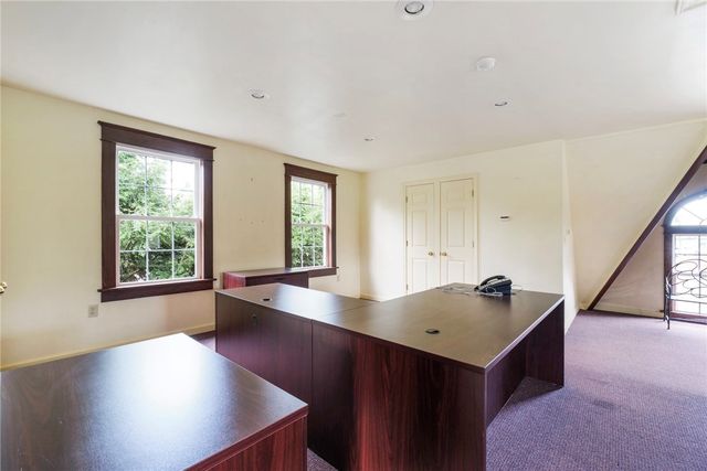 1946 State Route 208, Pulaski Twp - Law, PA 16143