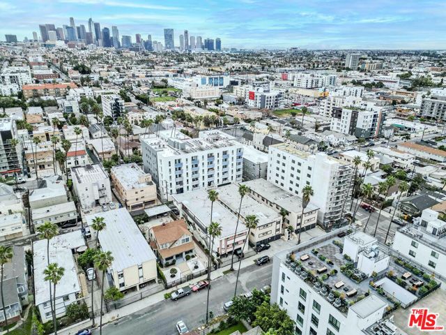 932 Fedora Street, Los Angeles, CA 90006