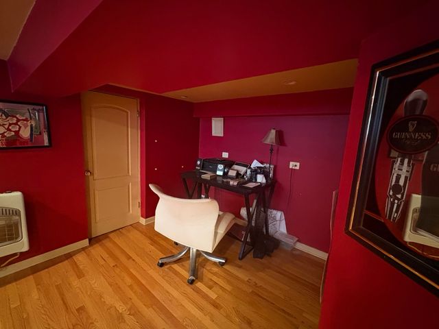 8800 S Merrill Avenue, Chicago, IL 60617