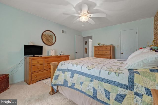 3411 HORIZON DR, Lancaster, PA 17601