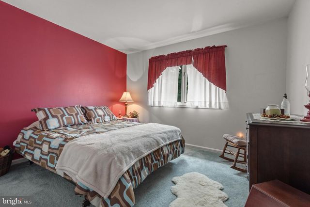 3411 HORIZON DR, Lancaster, PA 17601