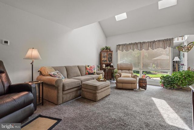 3411 HORIZON DR, Lancaster, PA 17601