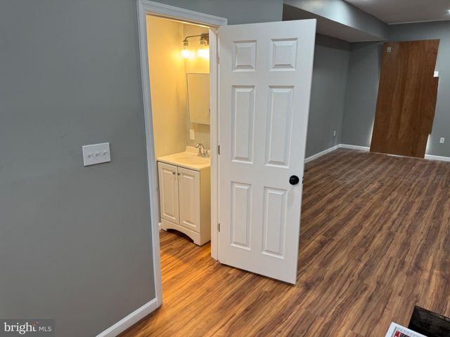 713 N MONTFORD AVE, Baltimore, MD 21205