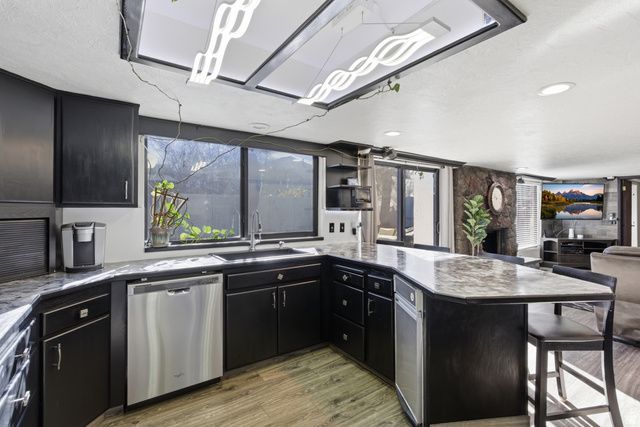 6245 S STEEPLE CHASE LN, Murray, UT 84121