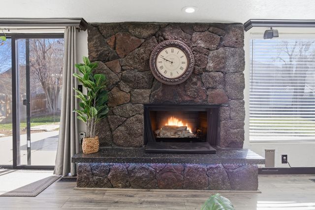 6245 S STEEPLE CHASE LN, Murray, UT 84121