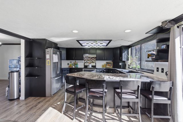 6245 S STEEPLE CHASE LN, Murray, UT 84121