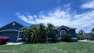 1690 Canon Avenue NW, Palm Bay, FL 32907