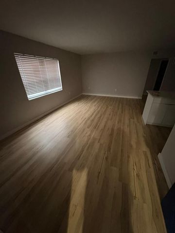 5525 SW 41st Street 301, Hollywood, FL 33023