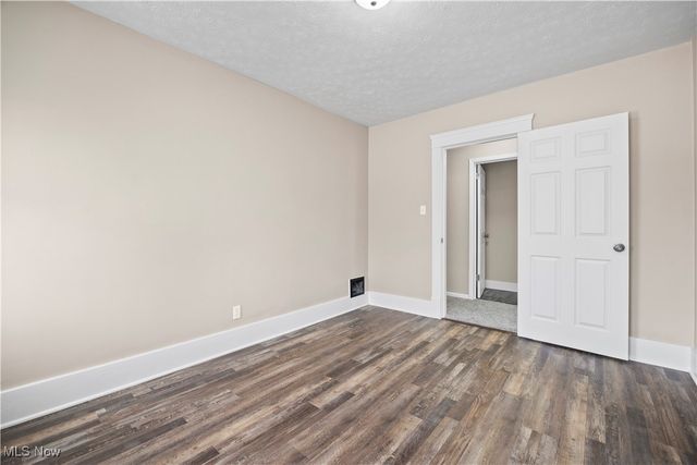 2017 W Erie Avenue, Lorain, OH 44052