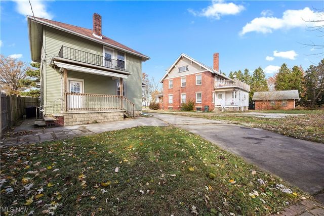 2017 W Erie Avenue, Lorain, OH 44052