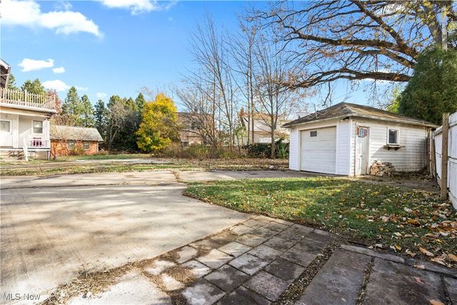 2017 W Erie Avenue, Lorain, OH 44052