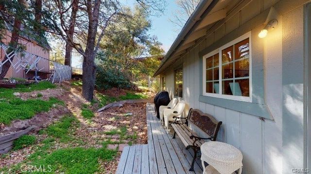 621 Arth Drive, Crestline, CA 92325