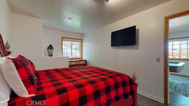 621 Arth Drive, Crestline, CA 92325