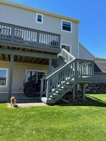 9440 Apple Court, Tyrone Township, MI 48430