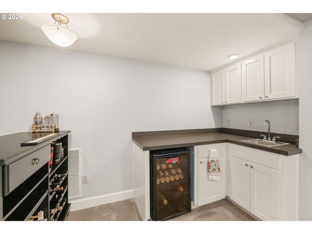 626 Sw COMUS Ct, Portland, OR 97219