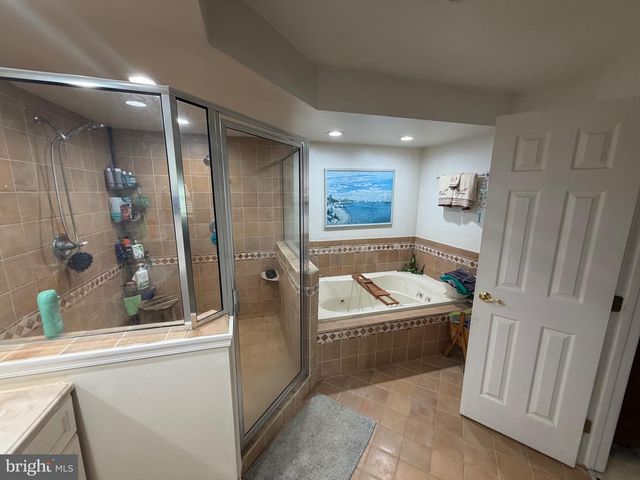 1223 PINE AVE, Edgewater, MD 21037