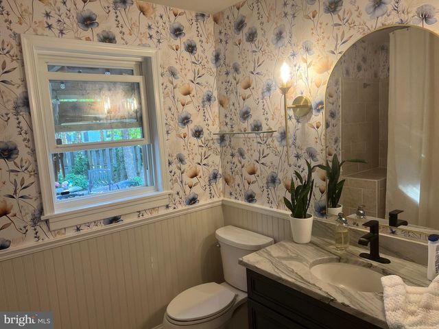 1223 PINE AVE, Edgewater, MD 21037