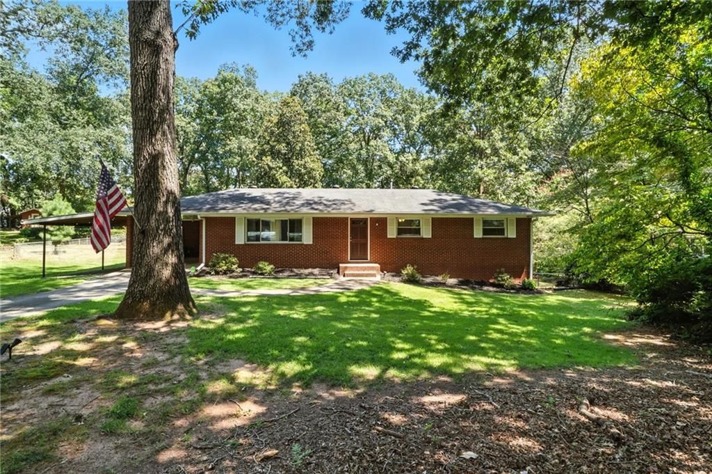 1784 Hammond Woods SW Circle, Marietta, GA 30008