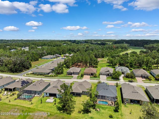 5005 Southern Valley Loop, Brooksville, FL 34601