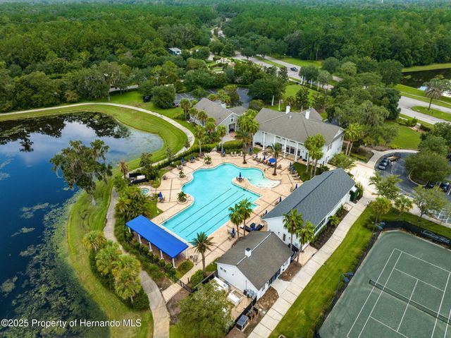 5005 Southern Valley Loop, Brooksville, FL 34601