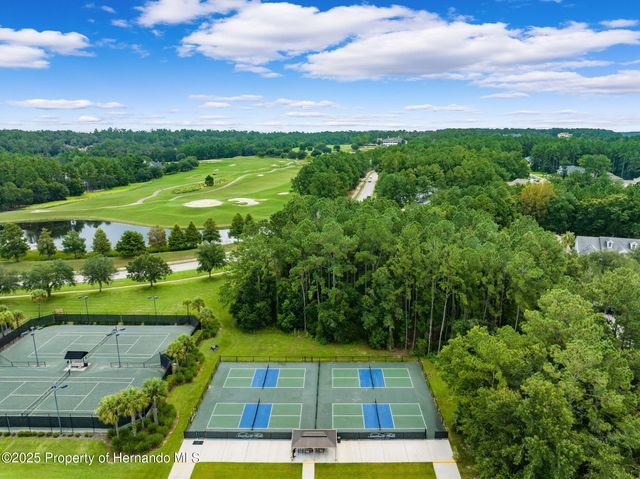 5005 Southern Valley Loop, Brooksville, FL 34601