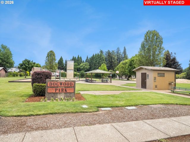 841 S 26TH Ave, Cornelius, OR 97113
