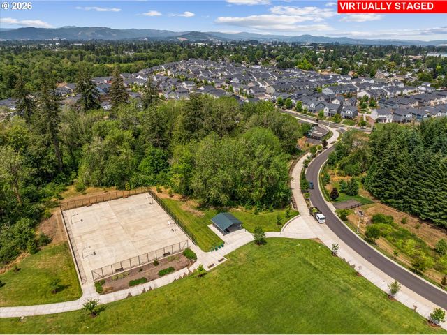 841 S 26TH Ave, Cornelius, OR 97113