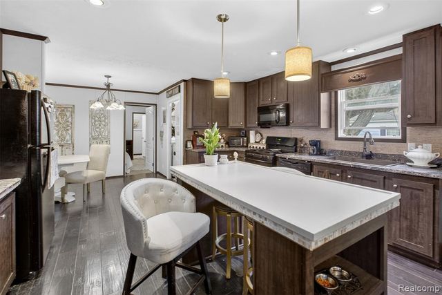 4567 Ashwood, Saginaw, MI 48603