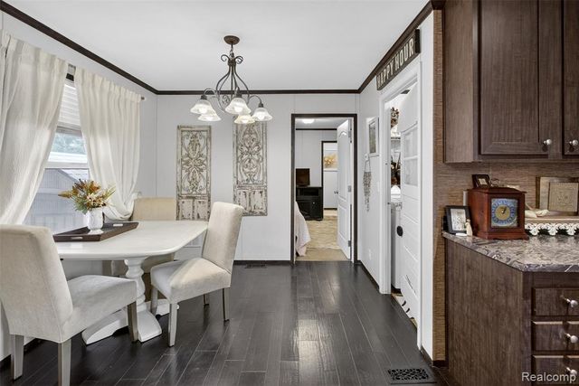 4567 Ashwood, Saginaw, MI 48603