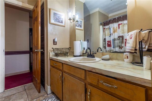 25461 Woodland Park CIR, Courtland, VA 23837