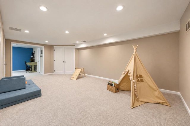 N63W29813 Woodfield COURT, Hartland, WI 53029