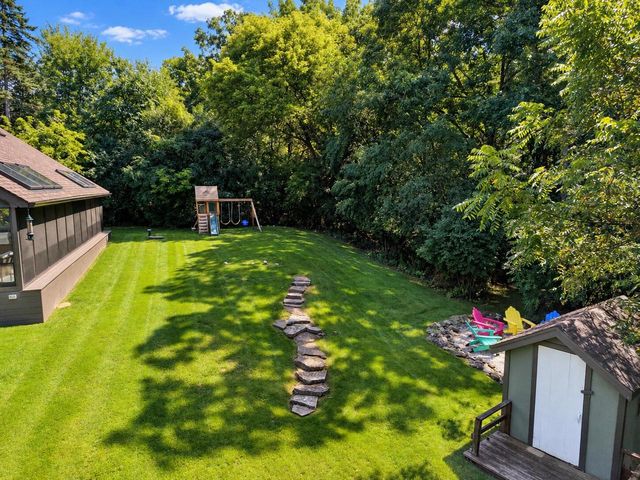 N63W29813 Woodfield COURT, Hartland, WI 53029