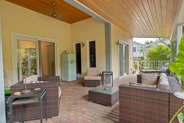 112 S J Street, Lake Worth Beach, FL 33460