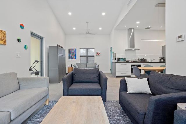 112 S J Street, Lake Worth Beach, FL 33460