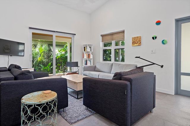 112 S J Street, Lake Worth Beach, FL 33460