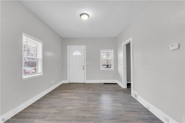 14917 Darwin Avenue, Cleveland, OH 44110