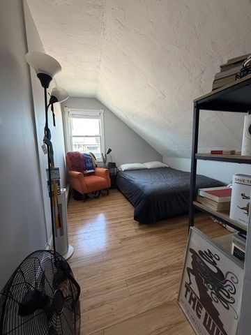 34 Cross St. 34, Waltham, MA 02453