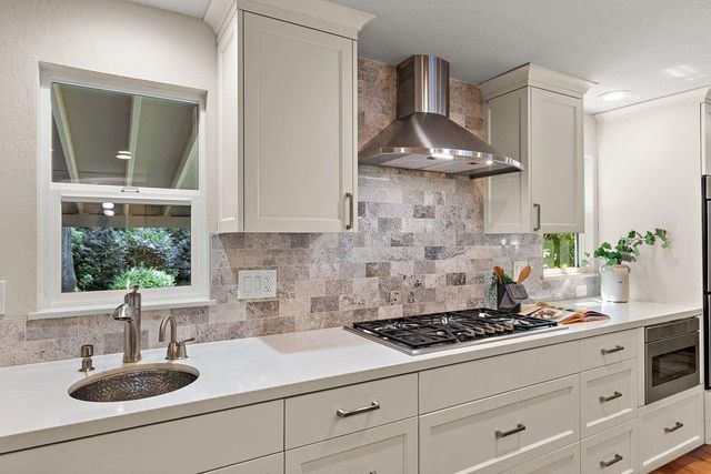 5308 Jamiewood Ct, Carmichael, CA 95608