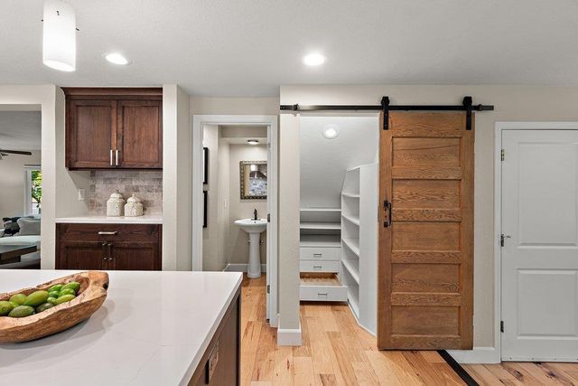 5308 Jamiewood Ct, Carmichael, CA 95608