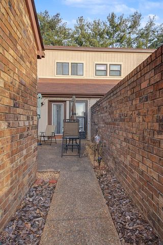 624 Weatherbeaten Pl, Hermitage, TN 37076