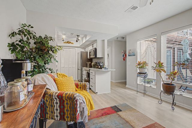 624 Weatherbeaten Pl, Hermitage, TN 37076