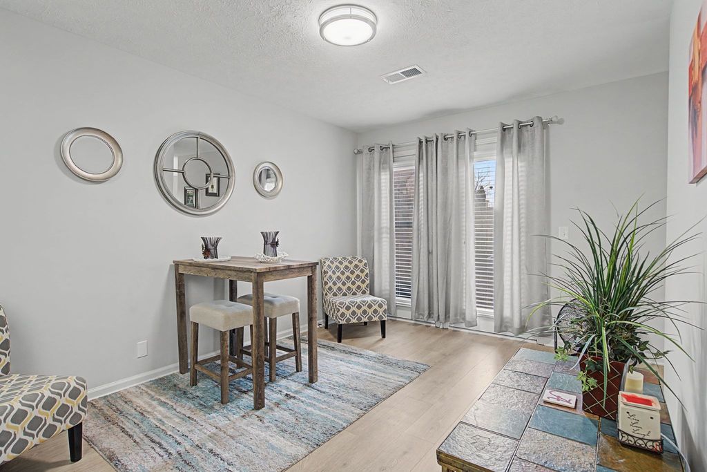 624 Weatherbeaten Pl, Hermitage, TN 37076