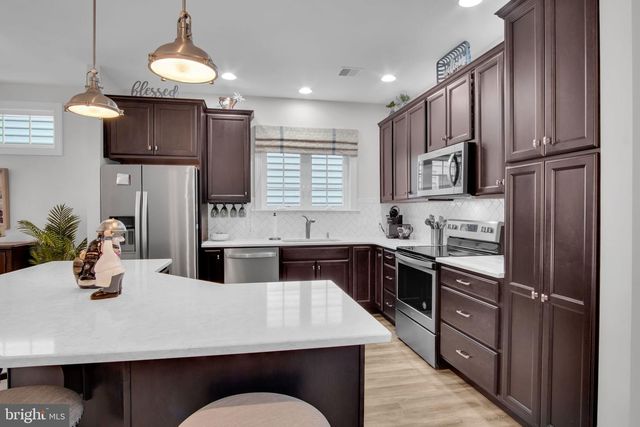 406 GENERAL DRIVE, Mechanicsburg, PA 17050