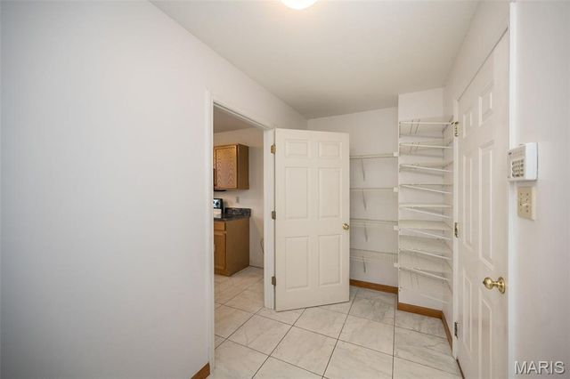 5850 Birchmont Place Drive, St Louis, MO 63129