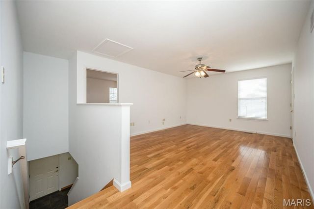 5850 Birchmont Place Drive, St Louis, MO 63129