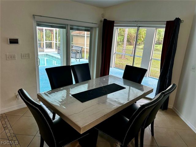 530 7th ST SW, Naples, FL 34117