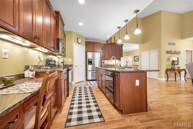 1519 Cattail Way, St Charles, MO 63303